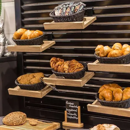 - The Niu, Cobbles By Ihg Hotel 3*