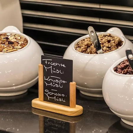- The Niu, Cobbles By Ihg Otel Essen
