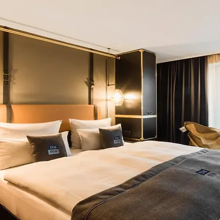 - The Niu, Cobbles By Ihg إسن
