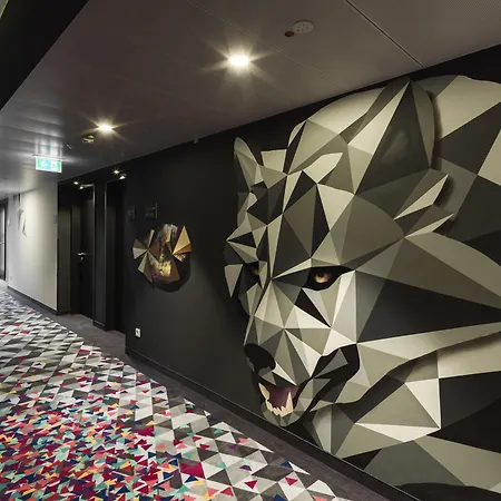 Hotel - The Niu, Cobbles By Ihg