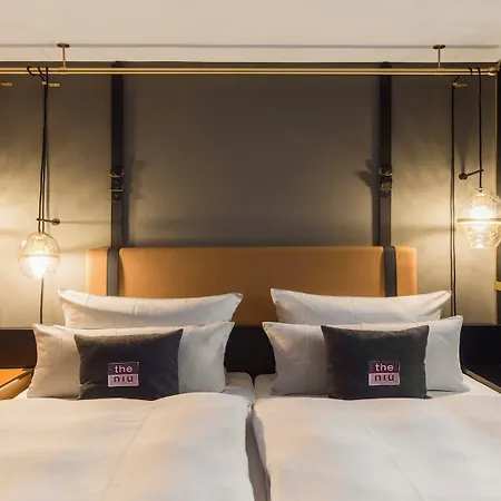 - The Niu, Cobbles By Ihg Hotel 3*