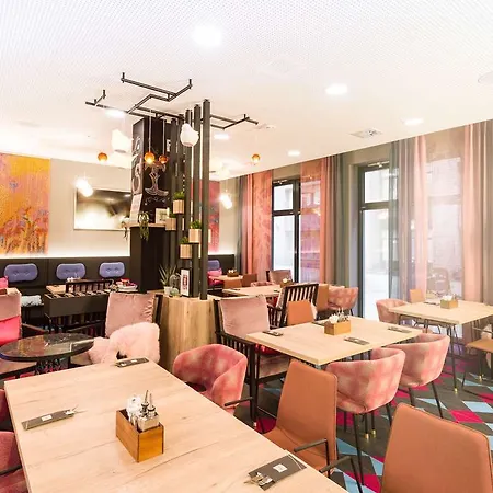 - The Niu, Cobbles By Ihg