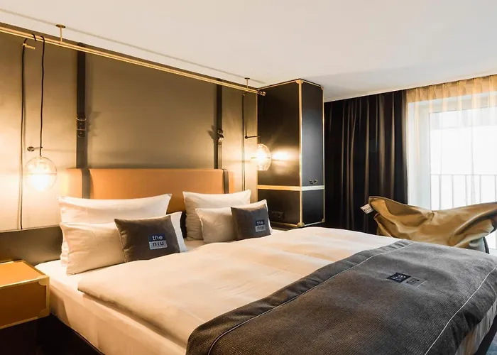 - The Niu, Cobbles By Ihg Essen