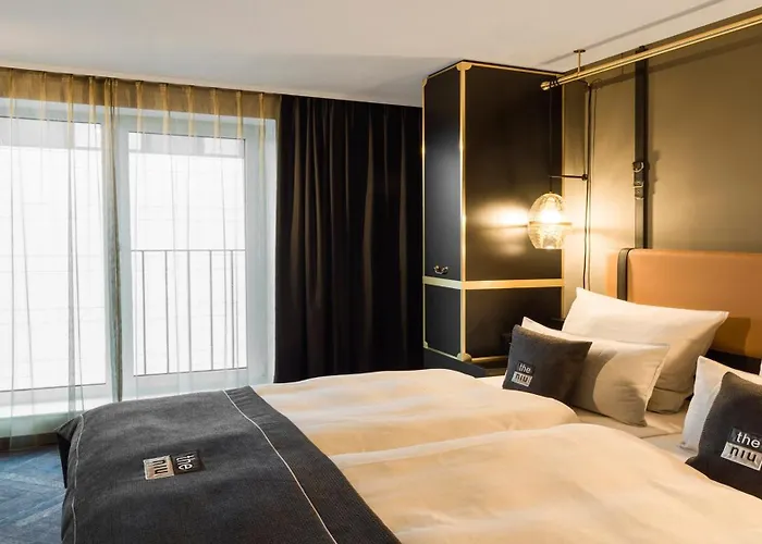 - The Niu, Cobbles By Ihg 3* Essen