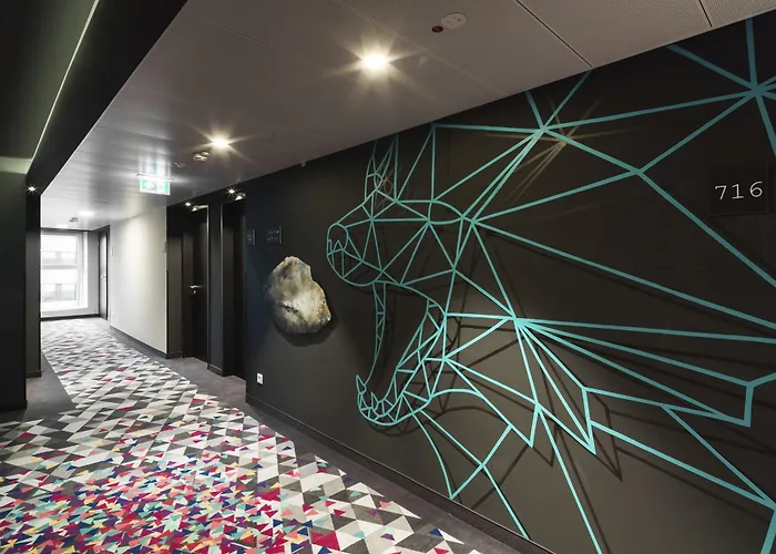 - The Niu, Cobbles By Ihg 3* Essen