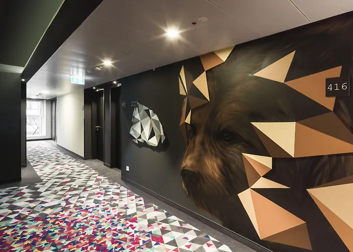 - The Niu, Cobbles By Ihg 3* 埃森