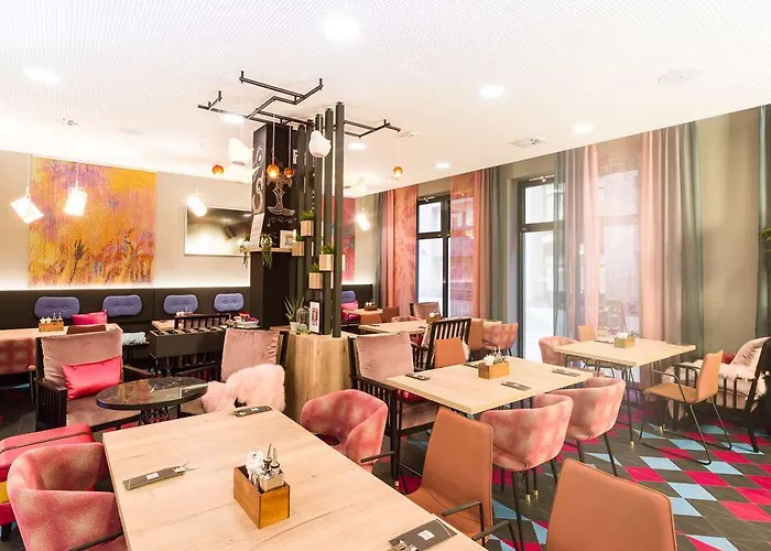 - The Niu, Cobbles By Ihg